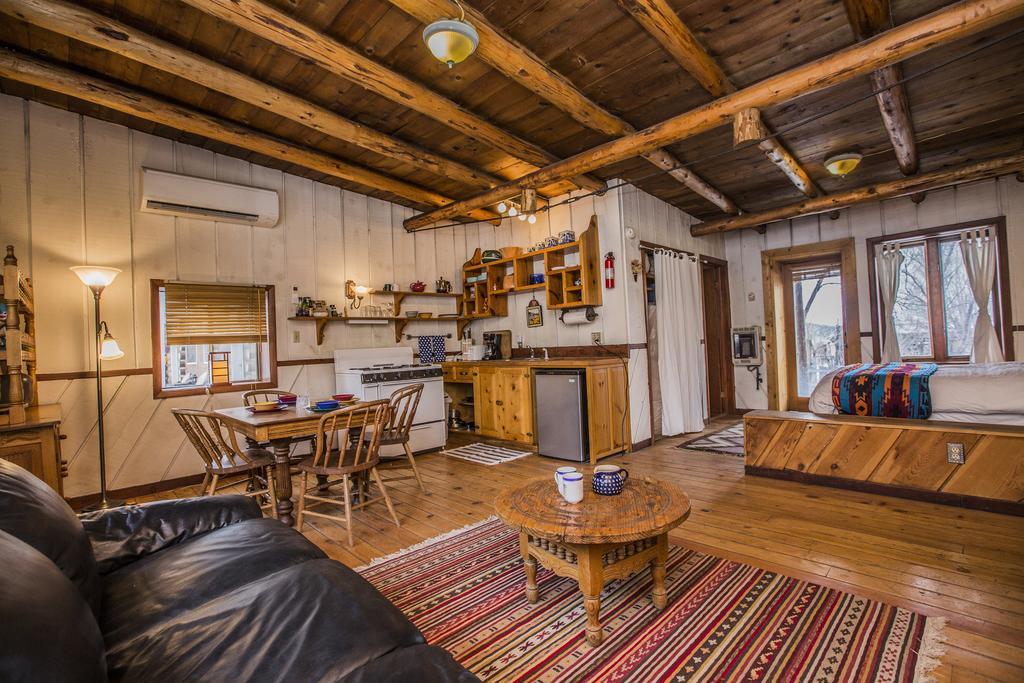 Taos Goji Farm & Eco-Lodge Retreat Arroyo Seco Zewnętrze zdjęcie